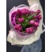 15 фиолетовых тюльпанов с оформлением